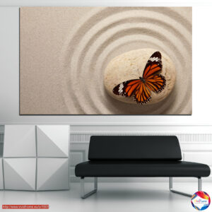 Zen-Schmetterling auf Sand Leinwanddruck