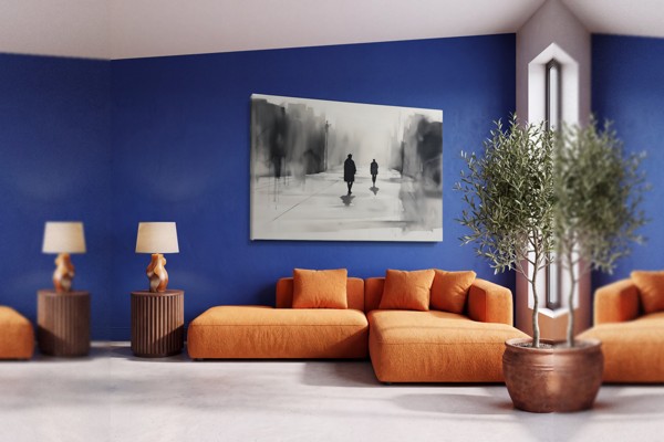 Zwei Spaziergänger in Grau - Stadtansicht in Aquarell Leinwanddruck - an der Wand in einem Raum