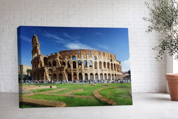 Colosseum cirkulär komposition canvastryck - på väggen i ett rum