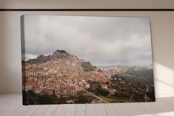Impression sur Toile Nicosie - Architecture de la Capitale - au mur dans un intérieur