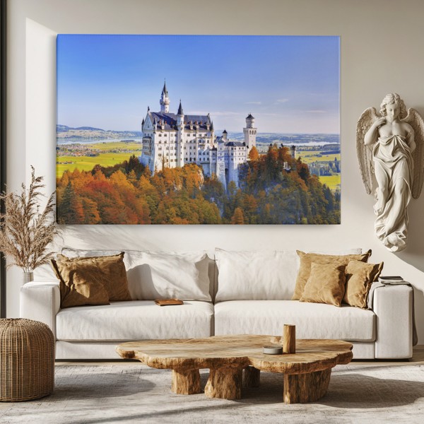 Castelul Neuschwanstein pe Deal - Tablou pe Pânză - pe perete într-un interior