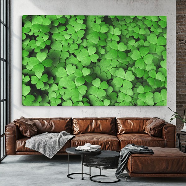 Mjuk rosa och vit blombukett på canvas - på väggen i ett rum
