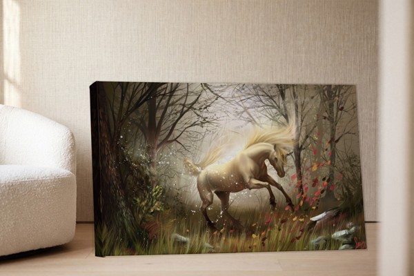 Tablou Canvas Unicorn în Pădure Mlăștioasă - pe perete într-un interior