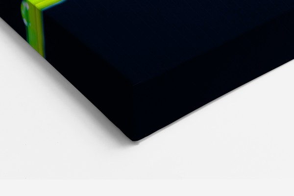 Sadevesipisarat kukankukilla Canvas Print - seinällä huoneessa