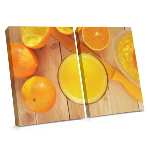 Sinaasappelschijf in Water Canvas Print