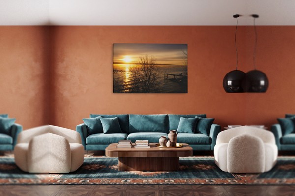 Einsamer Sonnenuntergang über Wasser Leinwanddruck - an der Wand in einem Raum
