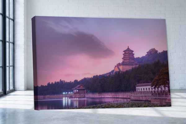 Tablou Canvas Templu Albastru la Lac cu Reflexie - pe perete într-un interior