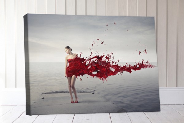 Collage di Moda con Calice di Vino su Tela - alla parete in un interno