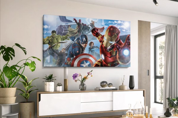 Avengers samler helte lærredstryk - på væggen i et interiør