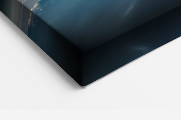 Djup rymdnebulosa Canvas Print - på väggen i ett rum