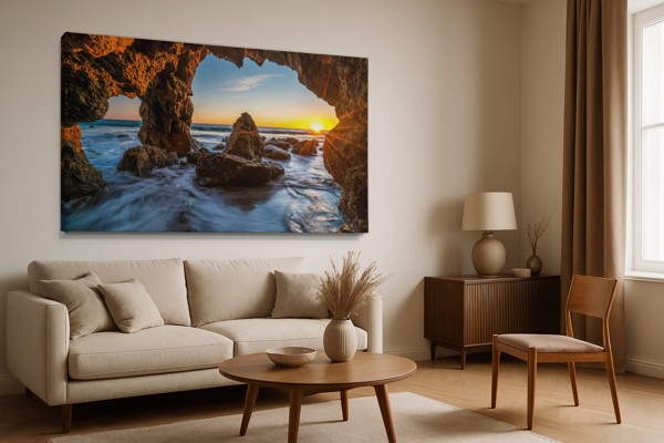Sunrise Waves Leinwanddruck - Ozean-Strandszene - an der Wand in einem Raum