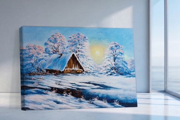 Winterbos en berglandschap canvasdruk - aan de muur in een interieur