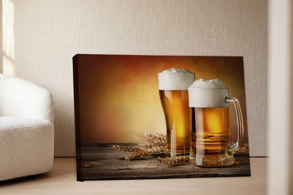 Citrusdrankje in Glas Canvas Print - aan de muur in een interieur